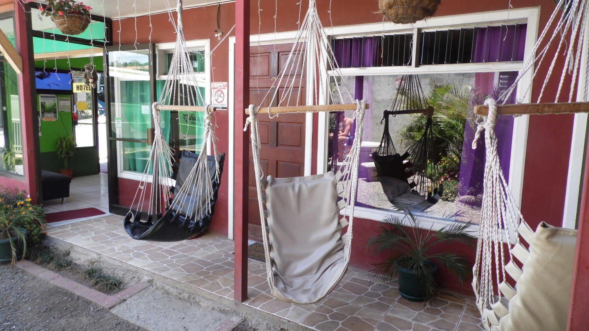 Hotel & Hostel Sloth Backpackers Монте-Верде Экстерьер фото